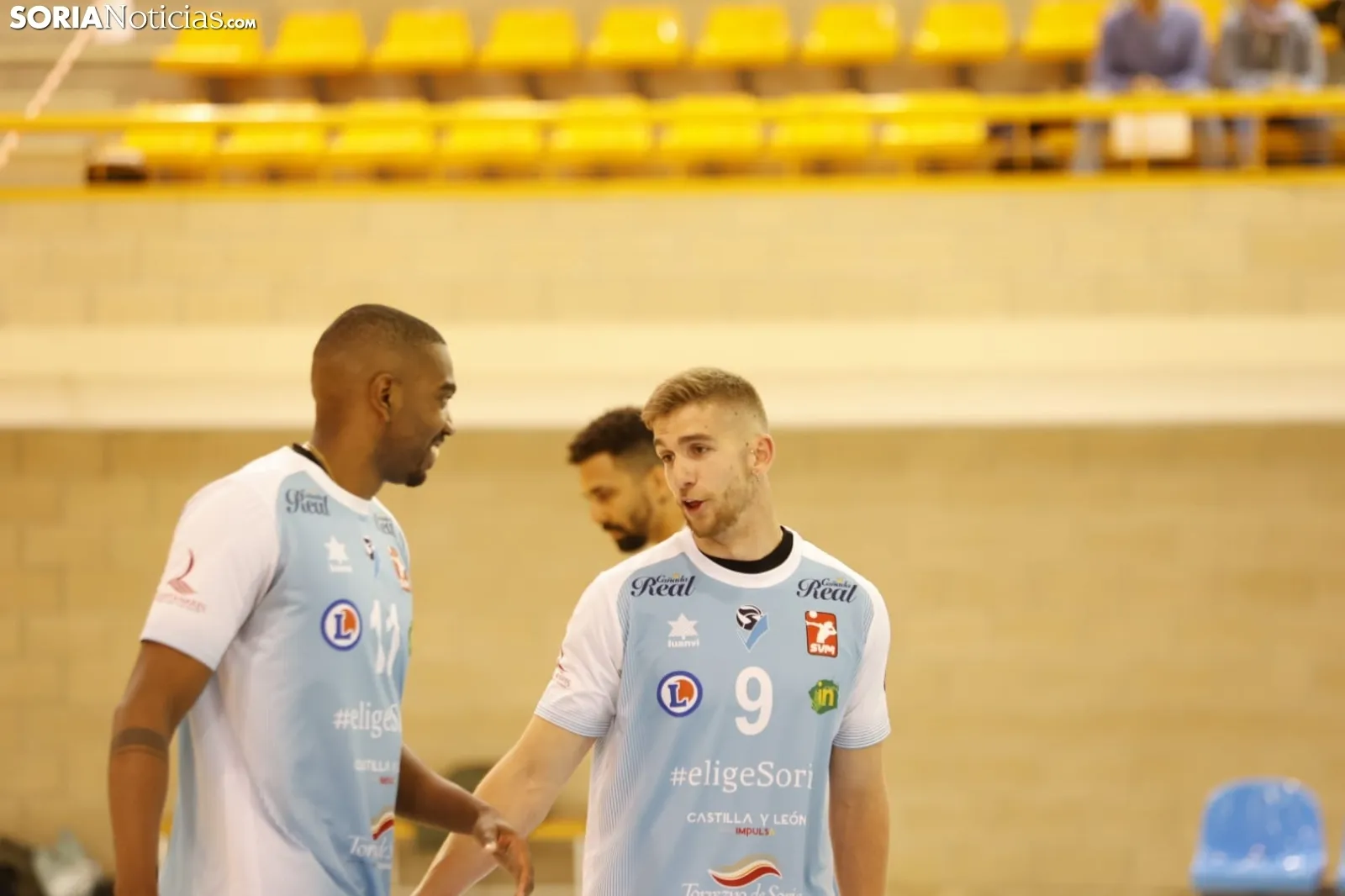 Foto 10 - El R&iacute;o Duero no se rinde e iguala las semifinales de la Superliga ante Teruel (3-1)