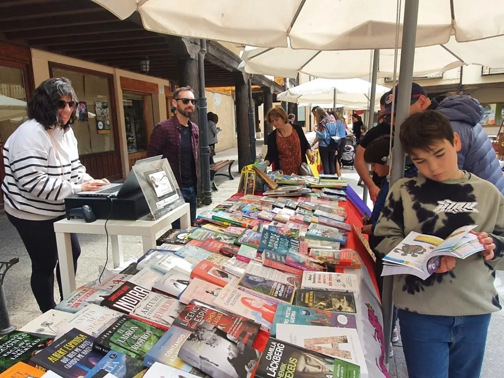 Foto 7 - La cultura inunda San Esteban con el documental &lsquo;Comuneros&rsquo;, una ruta y una feria literaria