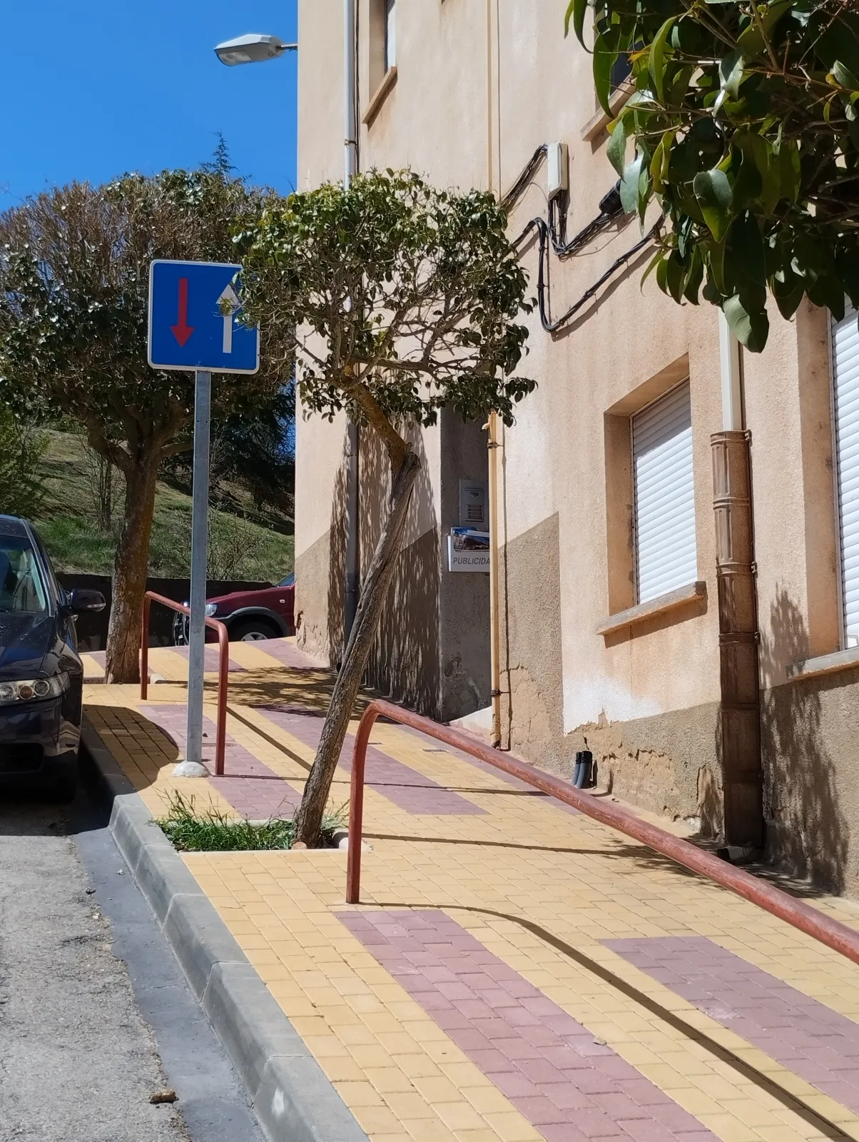 Foto 7 - Unos 200 sorianos se alzan contra el "viacrucis" circulatorio de San Pedro
