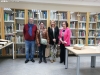Foto 2 - Los ganadores del Concurso del Día del Libro 2023 de la Biblioteca pública recogen sus premios
