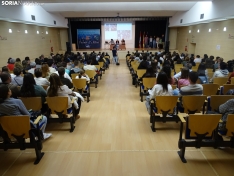 Una imagen del reconocimiento a los jóvenes estudiantes. /SN