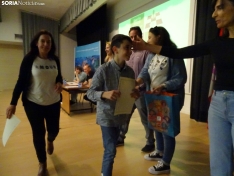 Una imagen del reconocimiento a los jóvenes estudiantes. /SN