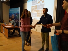 Una imagen del reconocimiento a los jóvenes estudiantes. /SN