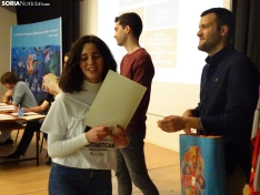 Una imagen del reconocimiento a los jóvenes estudiantes. /SN