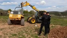 Foto 5 - Herido un operario tras quedar atrapado bajo su m&aacute;quina en Soria