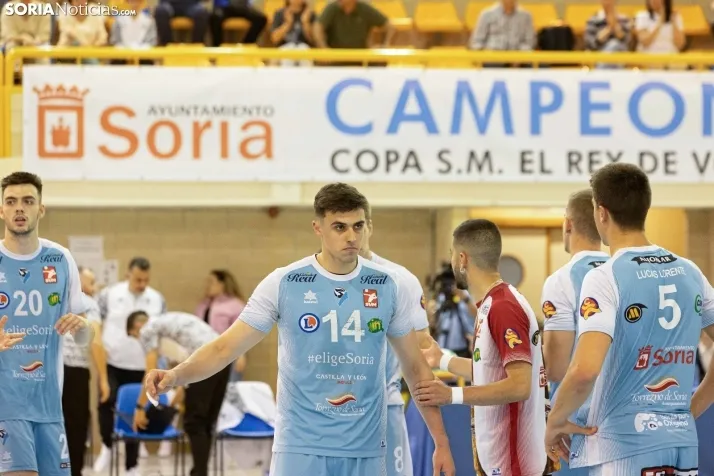 Fotos: Derrota del R&iacute;o Duero en casa en el primer partido de la final de la Superliga