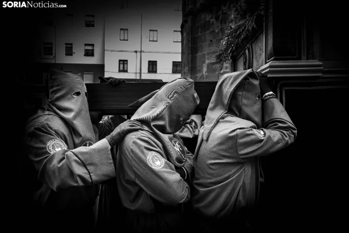 Galer&iacute;a: La Semana Santa de Soria resumida en 100 detalles y enfoques muy particulares