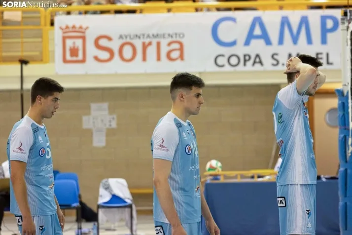 Fotos: Derrota del R&iacute;o Duero en casa en el primer partido de la final de la Superliga