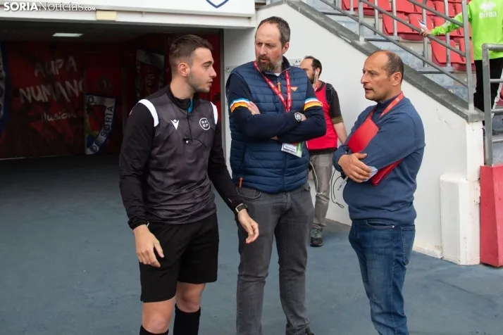 Numancia vs Barcelona B