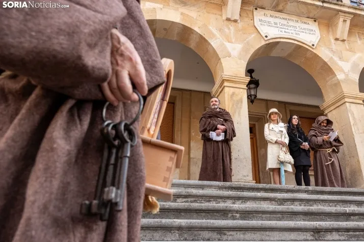 Fotos: 'La Saturiada' recorre las calles de Soria, recordando a Gaya Nu&ntilde;o y a Mart&iacute;nez Laseca
