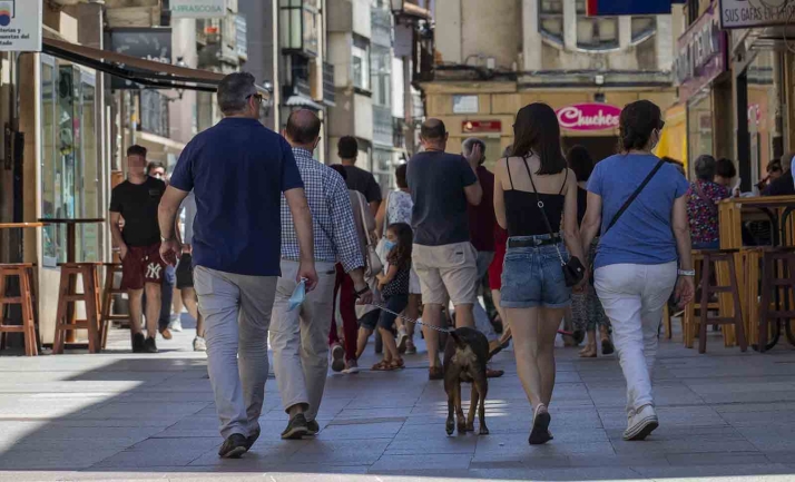 La población en riesgo de pobreza o exclusión social se reduce un punto hasta el 22,1% en Castilla y León en 2022