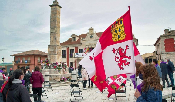 La Junta celebra la Fiesta de la Comunidad con una exposición que muestra la evolución de los 40 años de autonomía