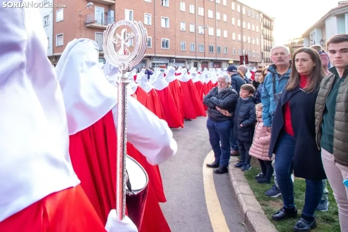 Una imagen de la procesión de este Lunes Santo. /Viksar Fotografía