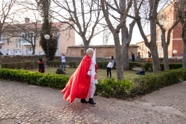 Una imagen de la procesión de este Lunes Santo. /Viksar Fotografía