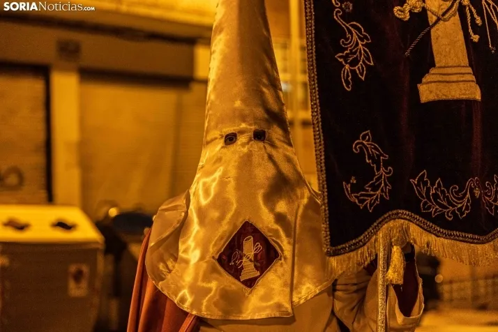 Una imagen de la procesión de este Lunes Santo. /Viksar Fotografía