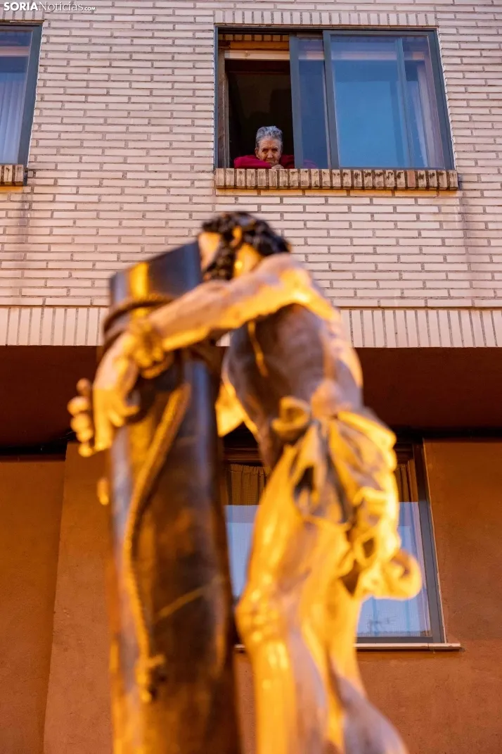 Una imagen de la procesión de este Lunes Santo. /Viksar Fotografía