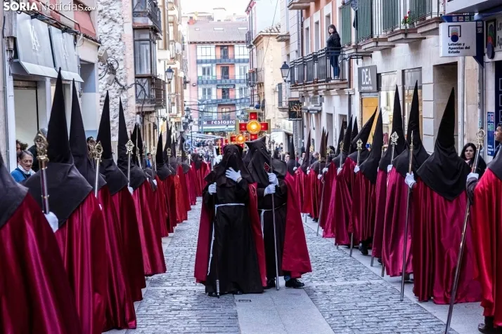GALER&Iacute;A | Multitudinario y respetuoso Mi&eacute;rcoles Santo en Soria