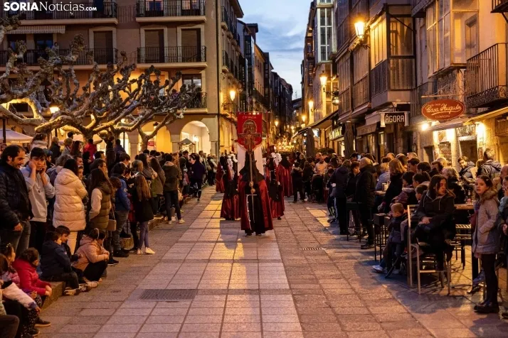GALER&Iacute;A | Multitudinario y respetuoso Mi&eacute;rcoles Santo en Soria