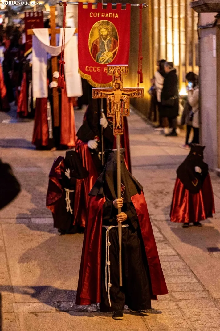 GALER&Iacute;A | Multitudinario y respetuoso Mi&eacute;rcoles Santo en Soria