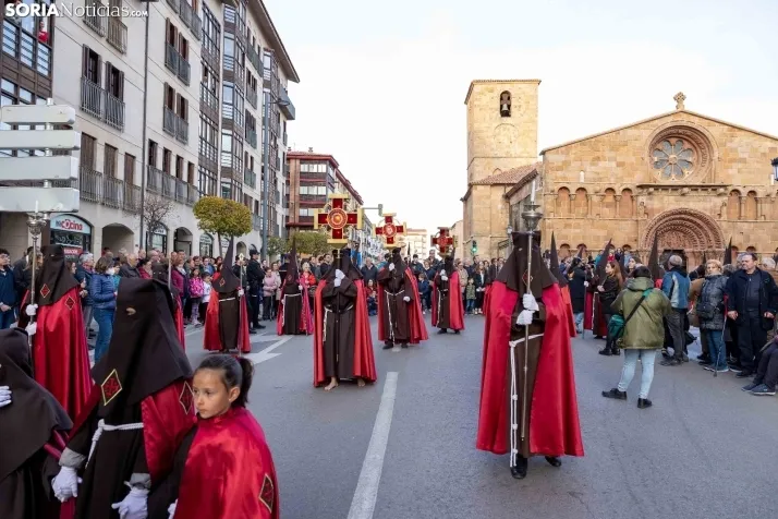 GALER&Iacute;A | Multitudinario y respetuoso Mi&eacute;rcoles Santo en Soria