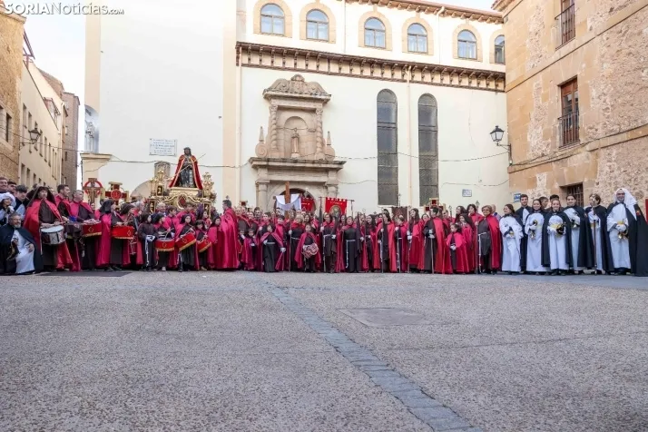 GALER&Iacute;A | Multitudinario y respetuoso Mi&eacute;rcoles Santo en Soria