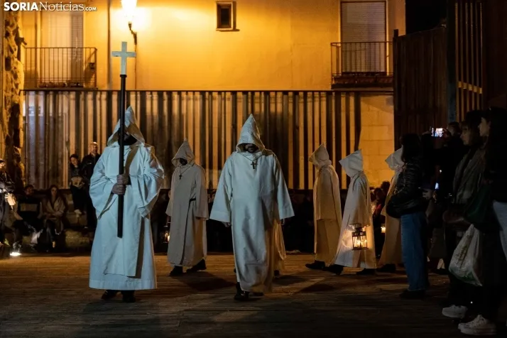 GALER&Iacute;A | Soria se ilumina con la procesi&oacute;n 'V&iacute;speras de luz'