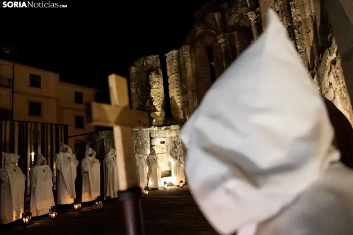 GALER&Iacute;A | Soria se ilumina con la procesi&oacute;n 'V&iacute;speras de luz'