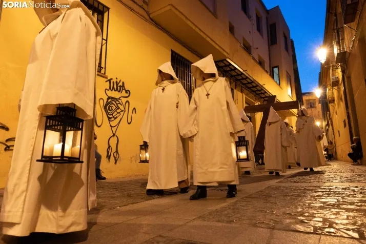 GALER&Iacute;A | Soria se ilumina con la procesi&oacute;n 'V&iacute;speras de luz'