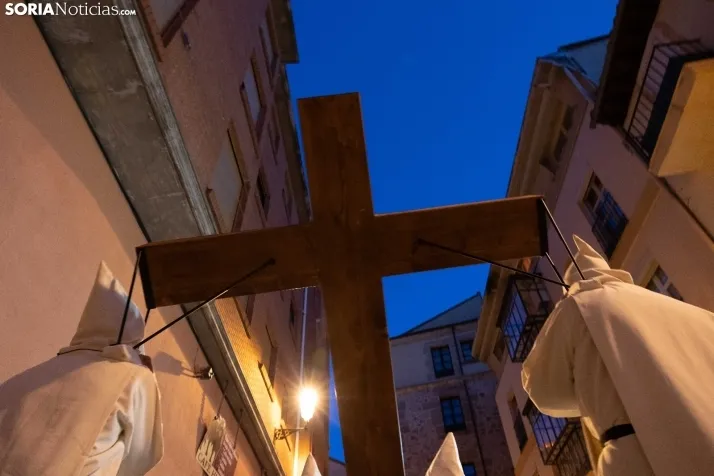 GALER&Iacute;A | Soria se ilumina con la procesi&oacute;n 'V&iacute;speras de luz'
