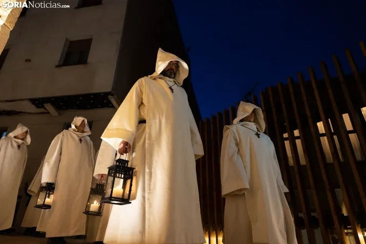 GALER&Iacute;A | Soria se ilumina con la procesi&oacute;n 'V&iacute;speras de luz'