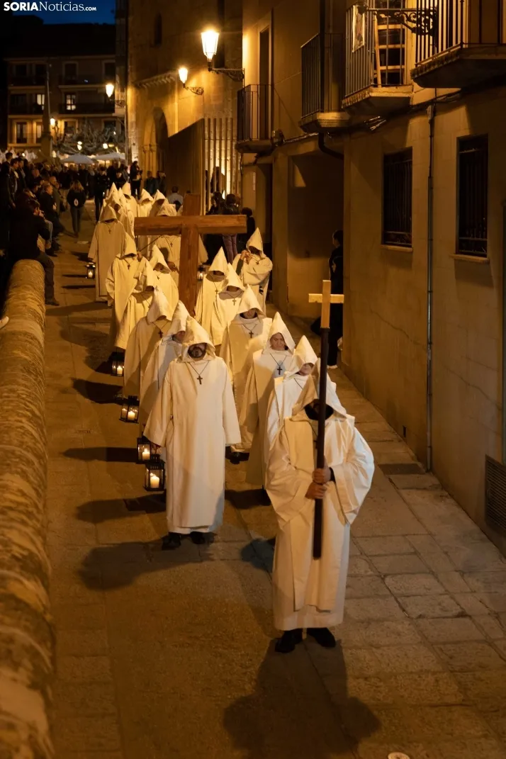 GALER&Iacute;A | Soria se ilumina con la procesi&oacute;n 'V&iacute;speras de luz'