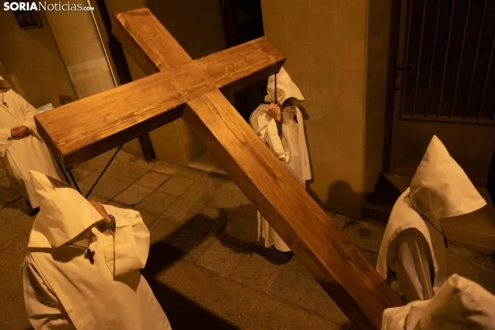 GALER&Iacute;A | Soria se ilumina con la procesi&oacute;n 'V&iacute;speras de luz'