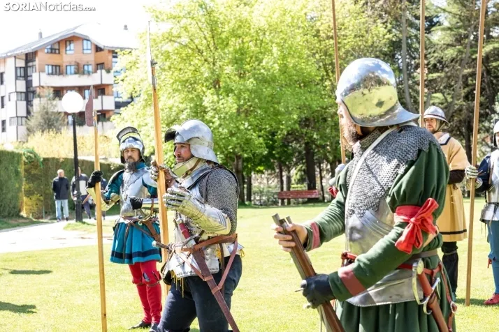 Fotos: La Dehesa se convierte en un campo de batalla con Los Comuneros