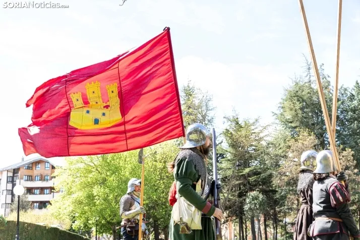 Fotos: La Dehesa se convierte en un campo de batalla con Los Comuneros
