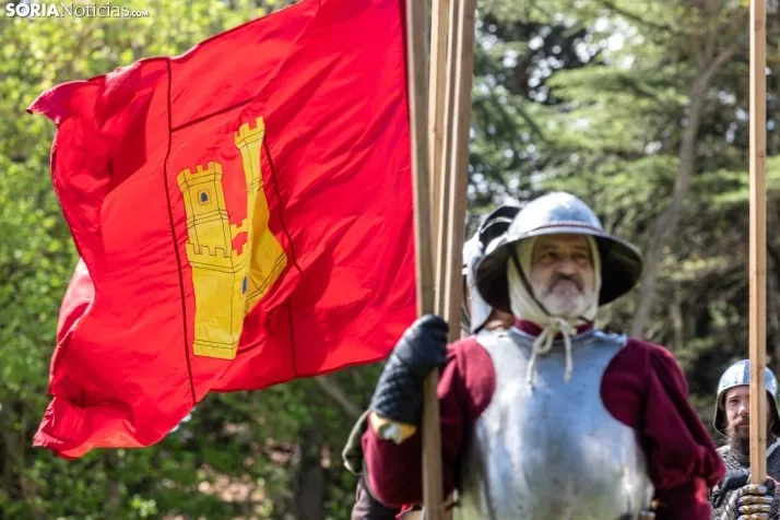 Fotos: La Dehesa se convierte en un campo de batalla con Los Comuneros