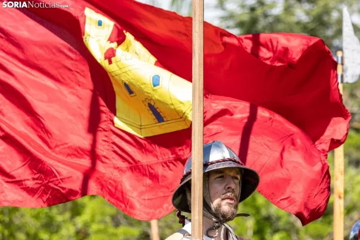 Fotos: La Dehesa se convierte en un campo de batalla con Los Comuneros
