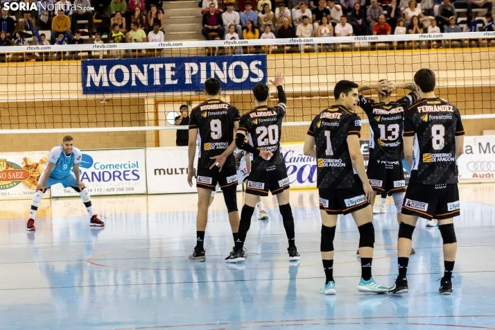 Fotos: Ambiente de lujo en Los Pajaritos para igualar las semifinales de la Superliga