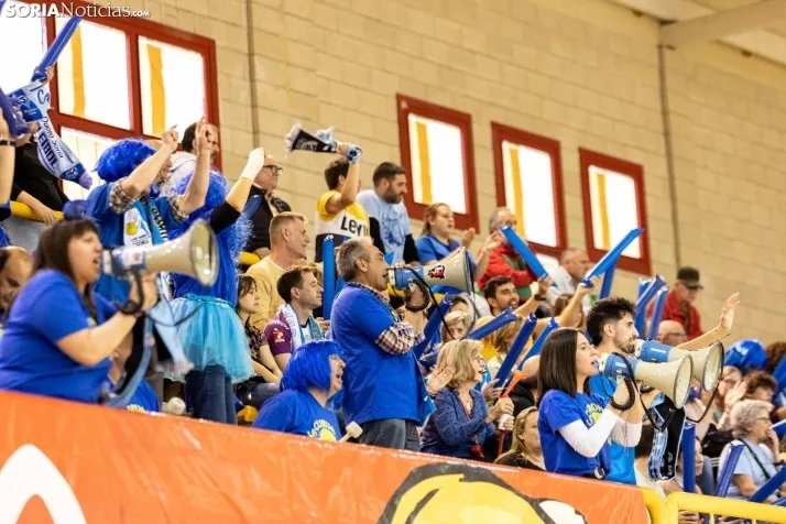 Fotos: Ambiente de lujo en Los Pajaritos para igualar las semifinales de la Superliga