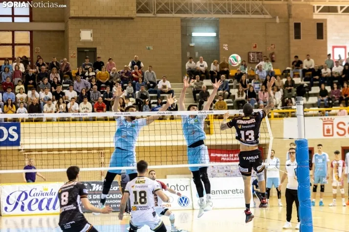 Fotos: Ambiente de lujo en Los Pajaritos para igualar las semifinales de la Superliga