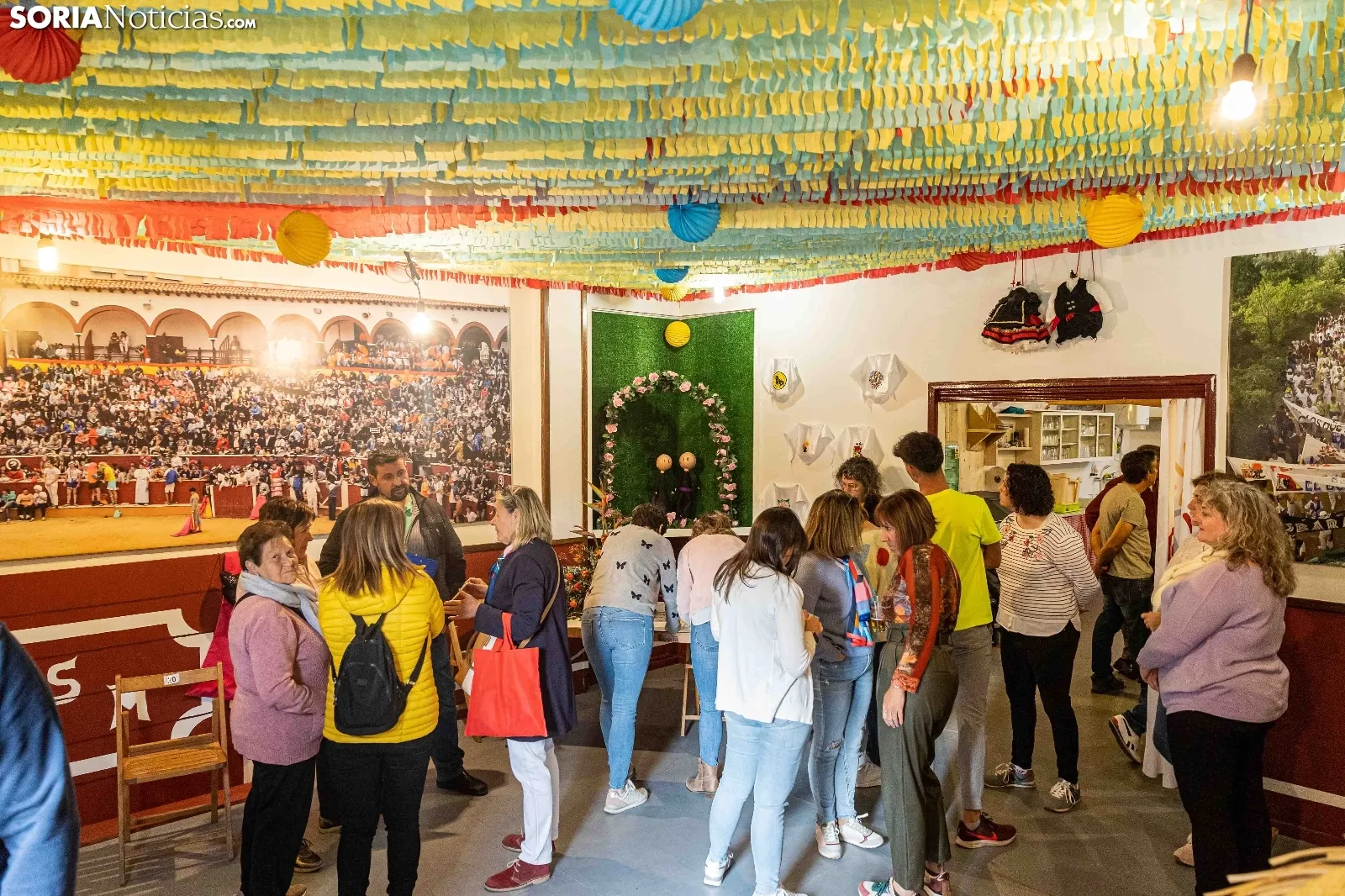 Foto 9 - Cuadrillas San Juan 2023/ San Miguel, una decoraci&oacute;n que reconoce el papel de las pe&ntilde;as