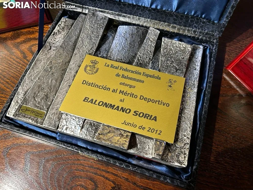 Foto 7 - FOTOS | Lluelles y Heras presentan el 25&ordm; aniversario del BM Soria con la mente puesta en la Fase de Ascenso