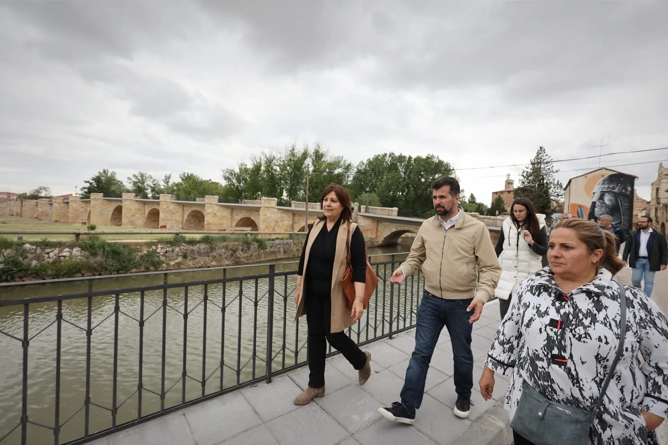 Visita de Luis Tudanca a El Burgo y San Esteban. /SN