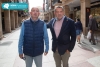 Carmelo Herrero, candidato en Soria, junto a Andrés Santo, presidente de Juntos por España, hoy en el Collado. Foto: María Ferrer. 