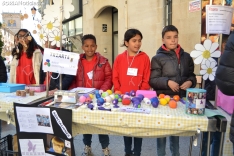 Una imagen de los preparativos y el desarrollo de este peculiar mercado. /SN 