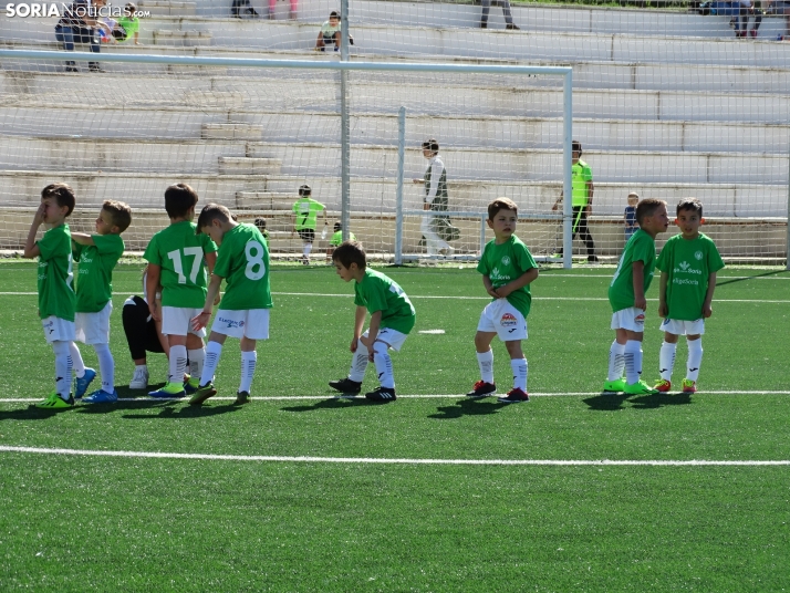 GALER&Iacute;A | Los m&aacute;s peque&ntilde;os meten gol en el I Torneo de F&uacute;tbol Debutante de Camaret