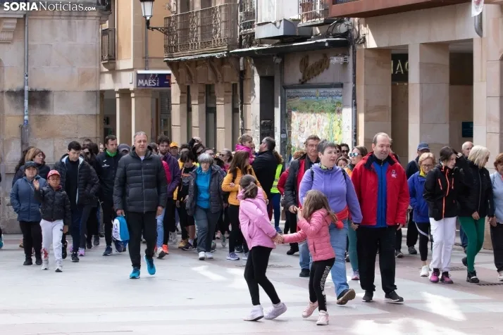 Fotos: ASAMIS congrega a centenares de personas en su Marcha hasta Valonsadero