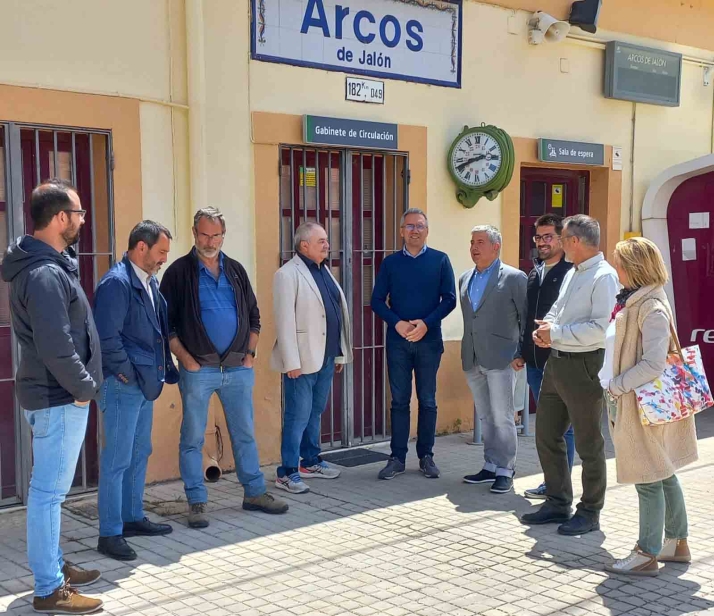 El PSOE defiende la conservación de los negocios locales del sur provincial