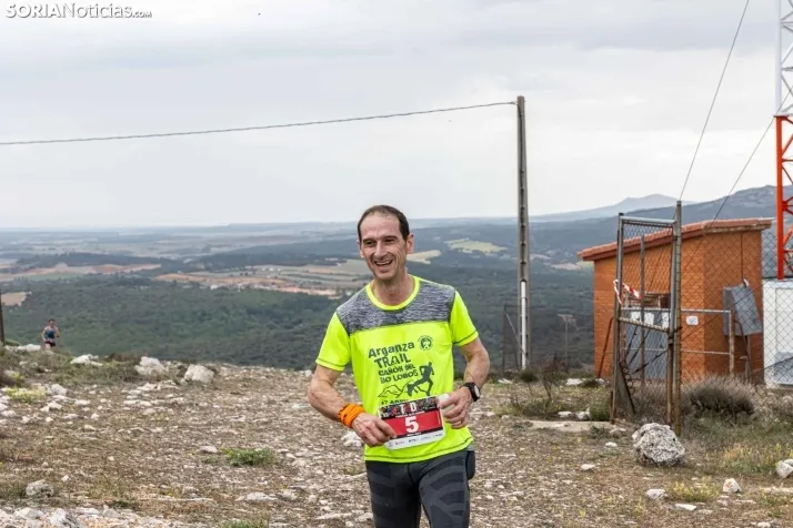 Fotos: Dos centenares de deportistas recorren los parajes m&aacute;s espectaculares de las m&aacute;rgenes del