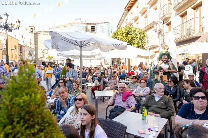 FOTOS | &Aacute;greda vuelve a rendir homenaje al enlace de Jaime y Leonor en 'Los Desposorios'
