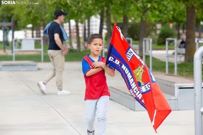 La afición rojilla invade Soria
